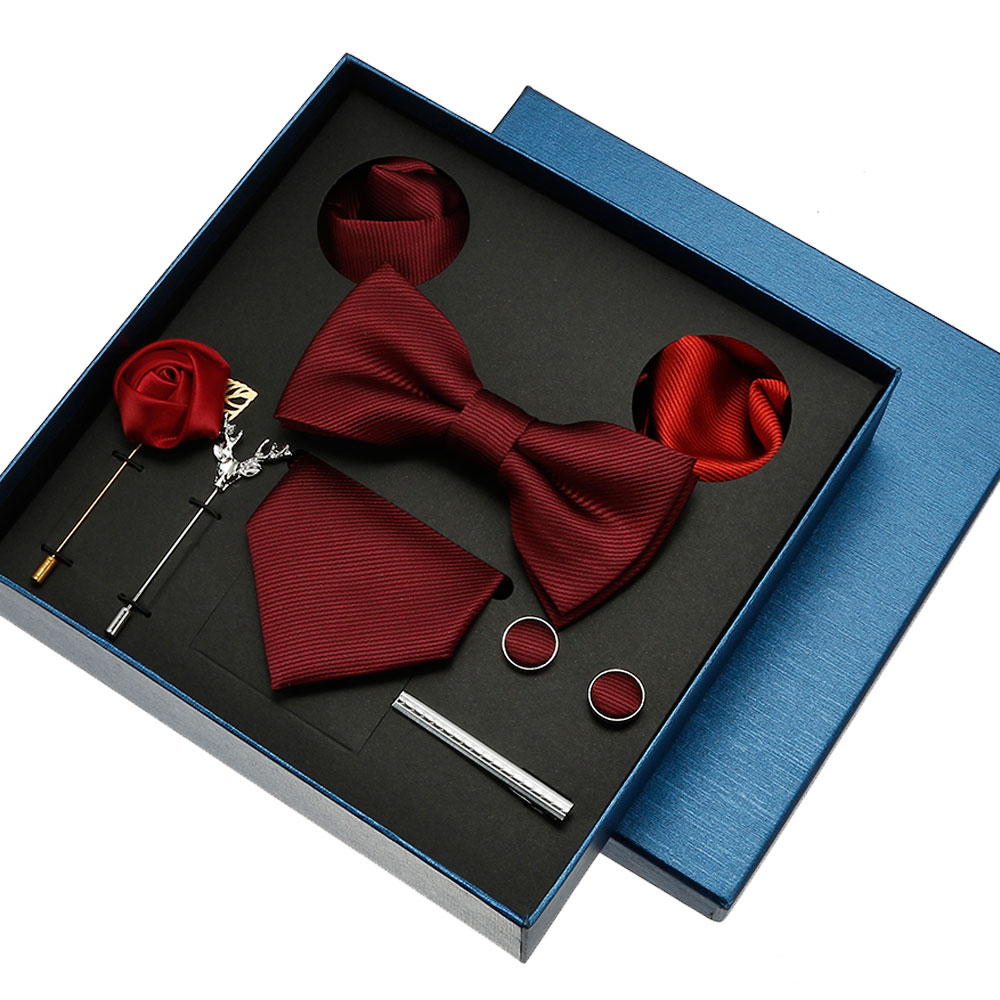 ชุดเนคไทสีแดง น้ำเงิน ดำ คลาสส - Pocket Square Set บทวิจารณ์และราคา